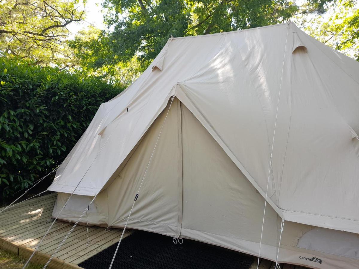 Camping Les Portes De Sancerre Saint-Satur Екстериор снимка