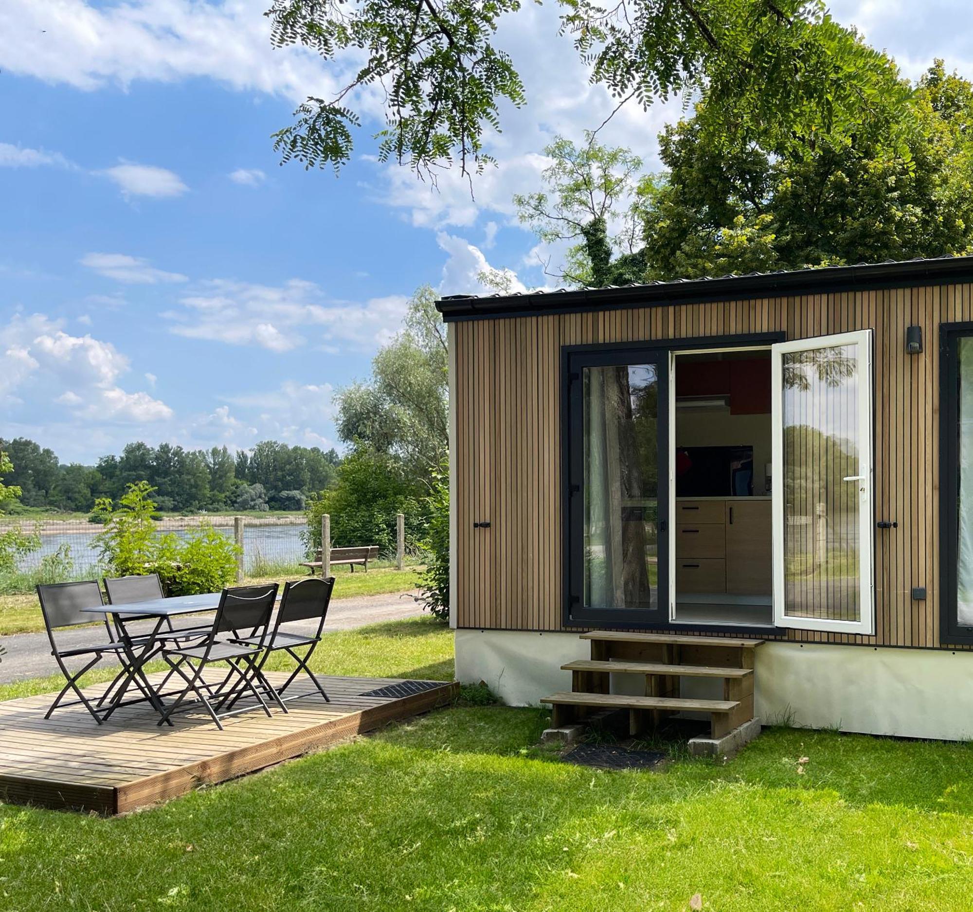 Camping Les Portes De Sancerre Saint-Satur Екстериор снимка